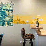 Apartment Serenity - De Prestige 4 Et 5 Etoiles - 2, 4 Et 6 Personnes- Centre Historique *