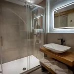 Serenity - De Prestige 4 Et 5 Etoiles - 2, 4 Et 6 Personnes- Centre Historique Apartment Colmar