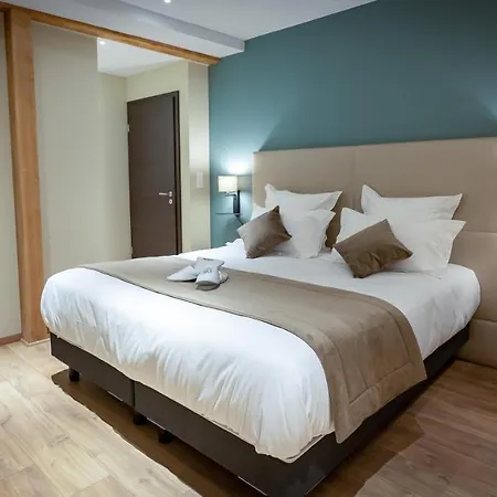 Serenity - De Prestige 4 Et 5 Etoiles - 2, 4 Et 6 Personnes- Centre Historique アパート