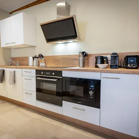Serenity - De Prestige 4 Et 5 étoiles - 2, 4 Et 6 Personnes- Centre Historique Colmar