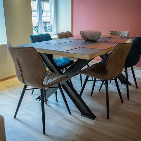 Appartement Serenity - De Prestige 4 Et 5 étoiles - 2, 4 Et 6 Personnes- Centre Historique Colmar