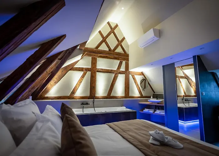 Serenity - De Prestige 4 Et 5 Etoiles - 2, 4 Et 6 Personnes- Centre Historique