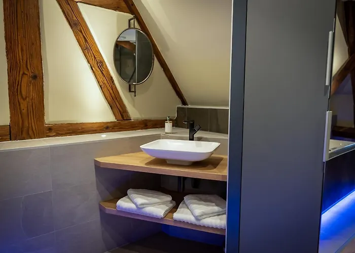 Serenity - De Prestige 4 Et 5 Etoiles - 2, 4 Et 6 Personnes- Centre Historique Apartmán *